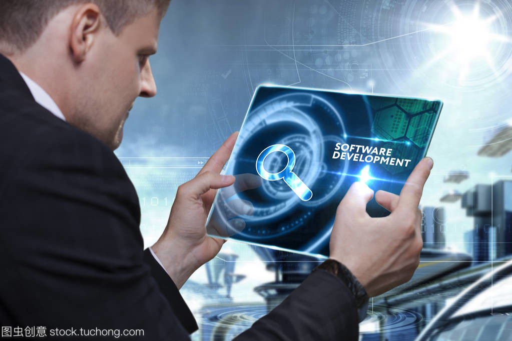 技术开发与商业应用的融合 互联网时代的企业数字化转型